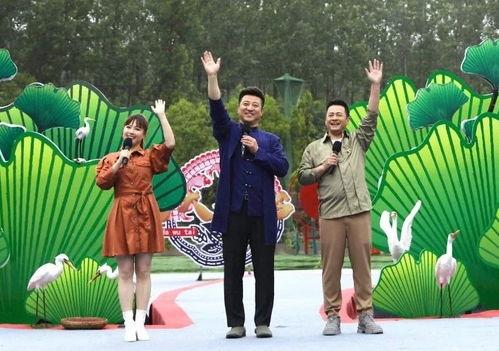 小白牙最新爆料视频,娱乐圈幕后真相大曝光! 第2张 小白牙最新爆料视频,娱乐圈幕后真相大曝光! 第2张