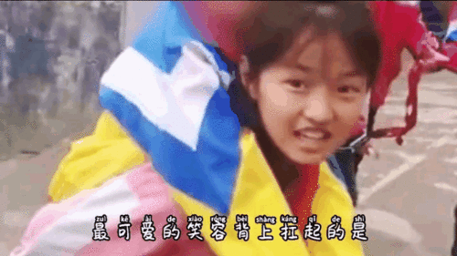 故事视频爆料小女孩,小女孩身世之谜引网友热议  第2张